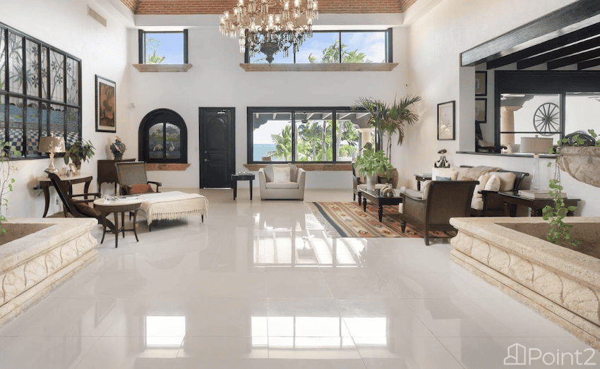 Luxury home Cancun real estate